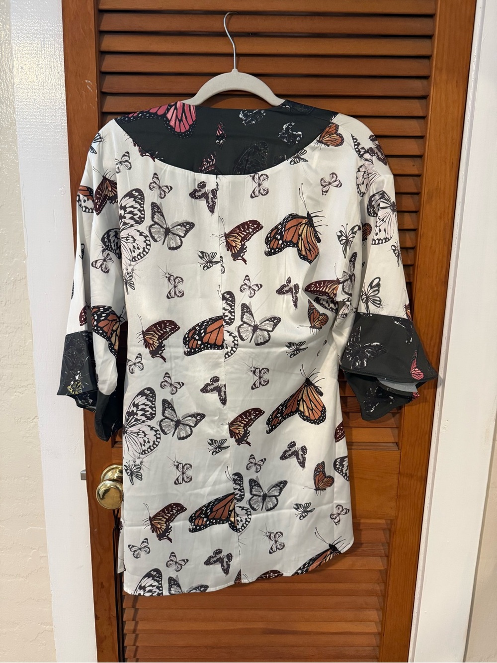 Butterfly Print Robe & Bralette - Picture 2 of 5